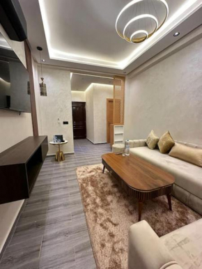 Cozy Apt with Top Amenities near